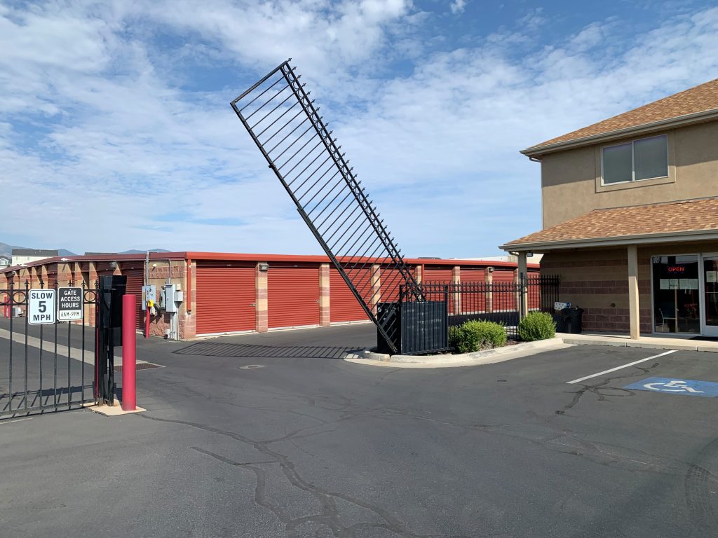 Airport Landing Self Storage